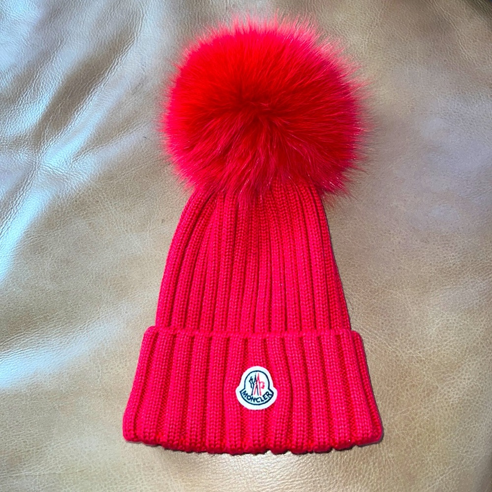 Moncler beanie ✨Authentic✨
